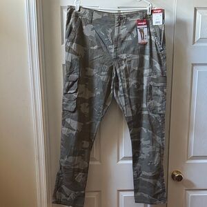 Wrangler Men's Camouflage Cargo Pants